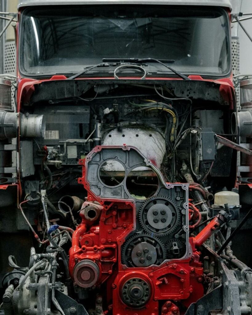 Heavy Duty Truck Engine Repair, Overhaul, Rebuild & Conversion Service - Inland Kenworth