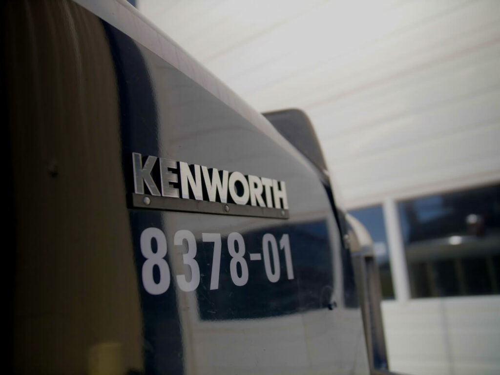 Heavy Duty Truck Oil Change Service - Inland Kenworth